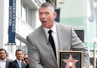 文斯·麦克马洪(Vince McMahon)与Netflix纪录片《Mr。麦克马洪,